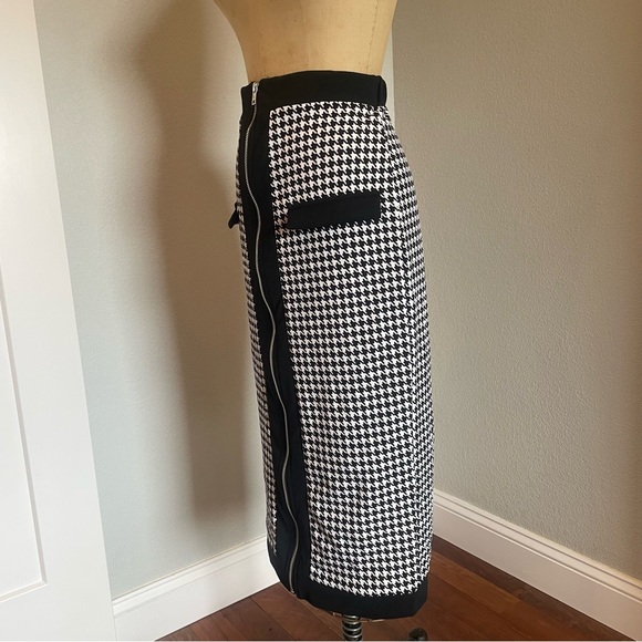 SHEIN- SZ M Black White Houndstooth Print Zip Up Pencil Skirt - Picture 4 of 4